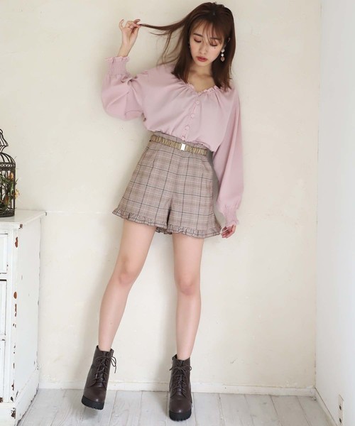 one after another NICE CLAUP（ワンアフターアナザーナイスクラップ）の「ベルト付き裾フリルショートパンツ（その他パンツ・レディース・ブラック/ブラック系その他/グレー系その他/チェック・FREE）」の6枚目の写真