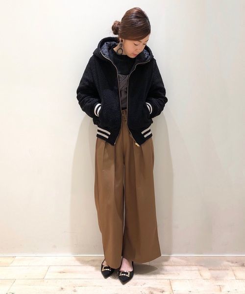 Editt by YECCA VECCA(エディットバイイェッカヴェッカ)の「・リバーシブルボアブルゾン(ブルゾン・レディース・ブラック/キャメル・FREE)」の1枚目の写真
