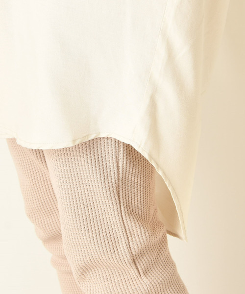 DouDou（ドゥドゥ）の「デニムロングシャツ（シャツ/ブラウス・レディース・オフホワイト/ブルー/ブラウン・FREE）」の14枚目の写真