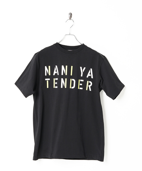 KIBITSUMI(キビツミ)の「NANI YA TENDER Tシャツ(Tシャツ/カットソー・メンズ・ホワイト/ブラック・MEDIUM/LARGE/SMALL)」の1枚目の写真