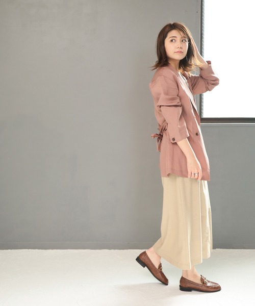 SESTO（セスト）の「型押しクロコのビットつきローファーパンプス（ローファー・レディース・ブラック/アイボリー/ボルドー/キャメル・22.5cm/23.5cm/24.5cm/25.5cm/23.0cm/24.0cm/22.0cm）」の14枚目の写真