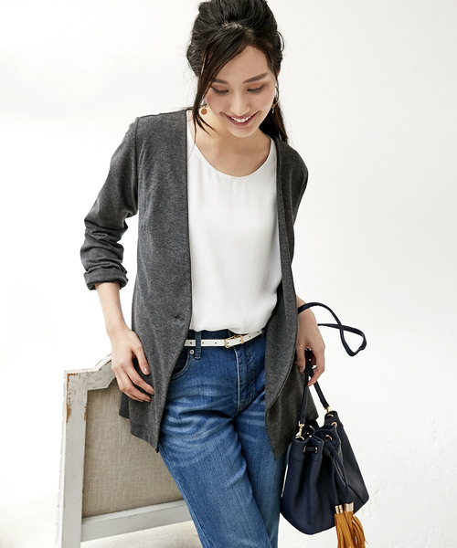 BELLUNA(ベルーナ)の「杢調素材ノーカラージャケット(ノーカラージャケット・レディース・チャコールグレー/ライトグレー/ブラック/ネイビー・MEDIUM/LARGE/X-LARGE)」の3枚目の写真