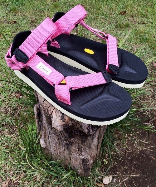 suicoke(スイコック)の「コラボサンダル ティマイ×スイコック ビブラムソール搭載 TIMAI X SUICOKE DEPAーVT SC00025(スニーカー・メンズ・ダークグレー/ピンク/カーキ/ネイビー・27cm/28cm/26cm)」の11枚目の写真