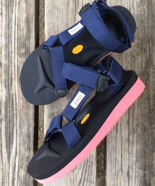 suicoke(スイコック)の「コラボサンダル ティマイ×スイコック ビブラムソール搭載 TIMAI X SUICOKE DEPAーVT SC00025(スニーカー・メンズ・ダークグレー/ピンク/カーキ/ネイビー・27cm/28cm/26cm)」の13枚目の写真