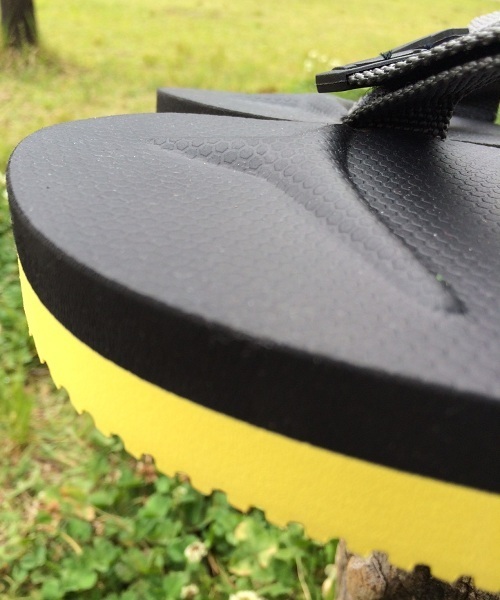 suicoke(スイコック)の「コラボサンダル ティマイ×スイコック ビブラムソール搭載 TIMAI X SUICOKE DEPAーVT SC00025(スニーカー・メンズ・ダークグレー/ピンク/カーキ/ネイビー・27cm/28cm/26cm)」の9枚目の写真