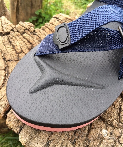 suicoke(スイコック)の「コラボサンダル ティマイ×スイコック ビブラムソール搭載 TIMAI X SUICOKE DEPAーVT SC00025(スニーカー・メンズ・ダークグレー/ピンク/カーキ/ネイビー・27cm/28cm/26cm)」の8枚目の写真