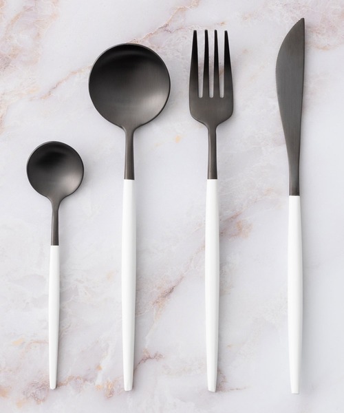 Jubilee(ジュビリー)の「カトラリー 4点セット(カトラリー・レディース・ゴールド系その他3/ブラック×シルバー/ブラック×ゴールド/シルバー系その他2/ブラック/シルバー/ゴールド/ゴールド×グレー/ゴールド系その他/シルバー系その他/シルバー系その他4/ブラック×グレー/ブラック×ホワイト・FREE)」の4枚目の写真