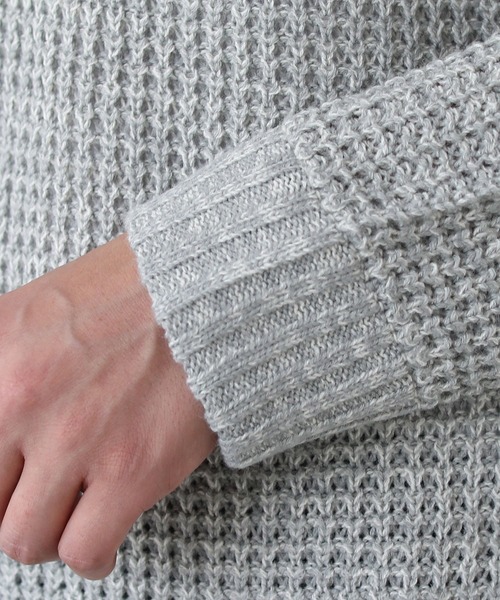 LIL VENDARS（リルヴェンダース）の「アンチピリング ワッフル編み クルーネック アクリル ニット セーター（ニット/セーター・メンズ・ブラック/ネイビー/ブラウン/オフホワイト/カーキ/ピンク/ブルー/モカ/杢グレー/グレー系その他/チャコール/サックスブルー/サンドベージュ/オリーブ/グリーン/ダークグリーン/ブルーグレー・M/L/XL/S）」の22枚目の写真