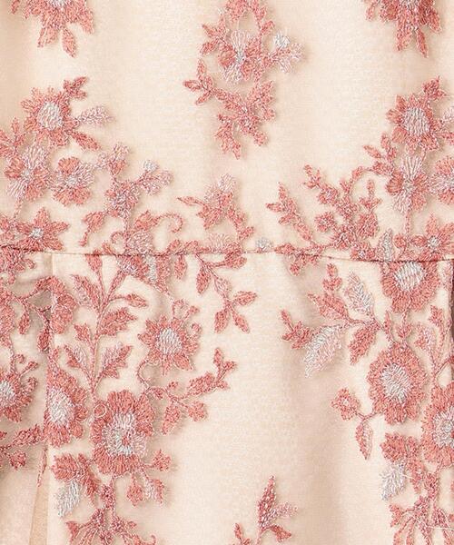 GRACE CONTINENTAL（グレースコンチネンタル）の「ラメフラワー刺繍 