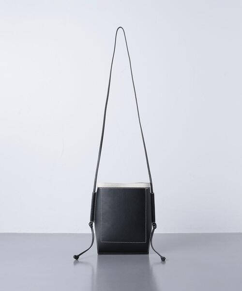 UNITED ARROWS(ユナイテッドアローズ)の「UWFM ツートーン クロスボディ バッグ(ショルダーバッグ・レディース・オフホワイト/ベージュ/ブラック・FREE)」の3枚目の写真