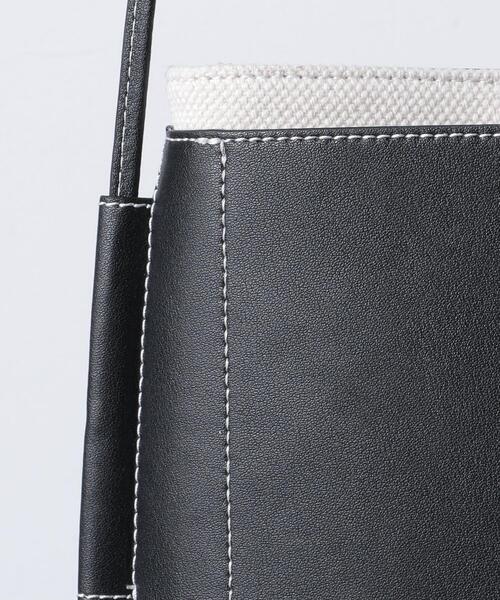UNITED ARROWS(ユナイテッドアローズ)の「UWFM ツートーン クロスボディ バッグ(ショルダーバッグ・レディース・オフホワイト/ベージュ/ブラック・FREE)」の10枚目の写真