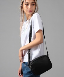 ダブル ジップ クロス ボディ バッグ