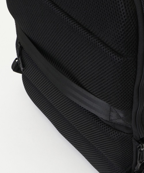ikka（イッカ）の「アジャスタブルリュック（バックパック/リュック・メンズ・ブラック/ダークグレー・FREE）」の10枚目の写真