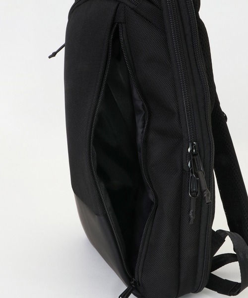 ikka（イッカ）の「アジャスタブルリュック（バックパック/リュック・メンズ・ブラック/ダークグレー・FREE）」の13枚目の写真