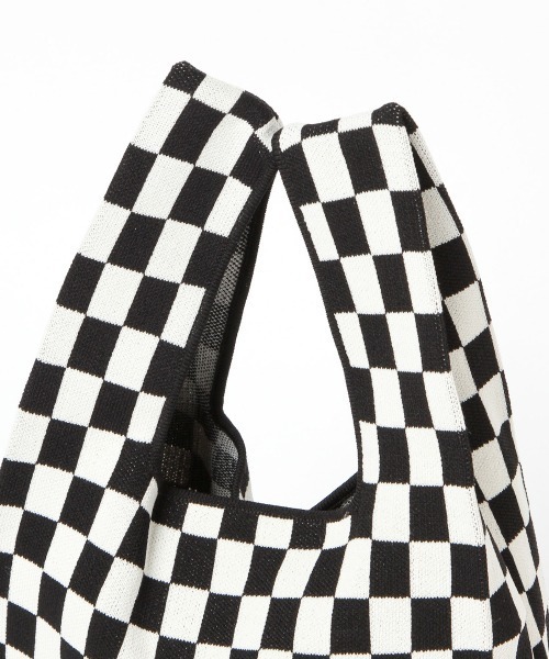 LOWRYS FARM（ローリーズファーム）の「マルシェＢＡＧ　948007（ハンドバッグ・レディース・パープル/ネイビー/イエロー/ホワイト×ブラック/グリーン・FREE）」の13枚目の写真