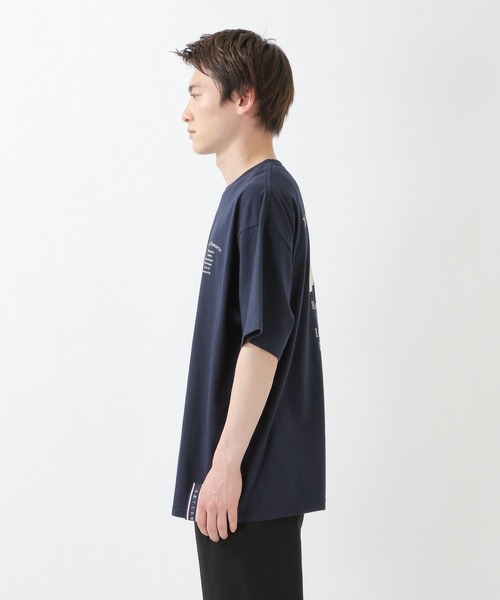 ROMANTIC CROWN(ロマンティッククラウン)の「ROMANTIC CROWN/WILD フラワーT 2949503(Tシャツ/カットソー・レディース・ホワイト/ネイビー/その他1・SMALL/MEDIUM/LARGE/X-LARGE)」の6枚目の写真