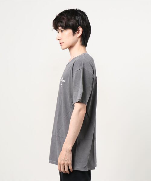 NIXON（ニクソン）の「【NIXON/ニクソン】Log Rider バックプリントS/S Tee（Tシャツ/カットソー・メンズ・ブラック系その他2・SMALL/MEDIUM/LARGE）」の3枚目の写真