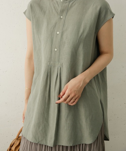 URBAN RESEARCH DOORS(アーバンリサーチドアーズ)の「フレンチスリーブフロントタックブラウス(シャツ/ブラウス・レディース・ブラウン/ホワイト系その他/グリーン系その他・ONE)」の6枚目の写真