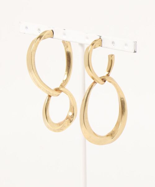 Ameri（アメリ）の「TWIST TWIN RING PIERCE（ピアス（両耳用）・レディース・シルバー/ゴールド・FREE）」の3枚目の写真