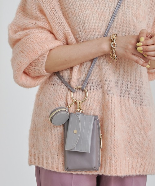 DouDou(ドゥドゥ)の「【新色追加】コンビ素材マルチスマホショルダー(ショルダーバッグ・レディース・ブラック/グレー/ブラウン/ライトベージュ/シルバー/ベージュ・FREE)」の3枚目の写真