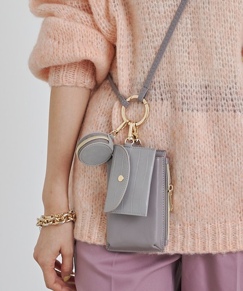 DouDou(ドゥドゥ)の「【新色追加】コンビ素材マルチスマホショルダー(ショルダーバッグ・レディース・ブラック/グレー/ブラウン/ライトベージュ/シルバー/ベージュ・FREE)」の14枚目の写真