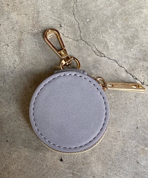 DouDou(ドゥドゥ)の「【新色追加】コンビ素材マルチスマホショルダー(ショルダーバッグ・レディース・ブラック/グレー/ブラウン/ライトベージュ/シルバー/ベージュ・FREE)」の10枚目の写真