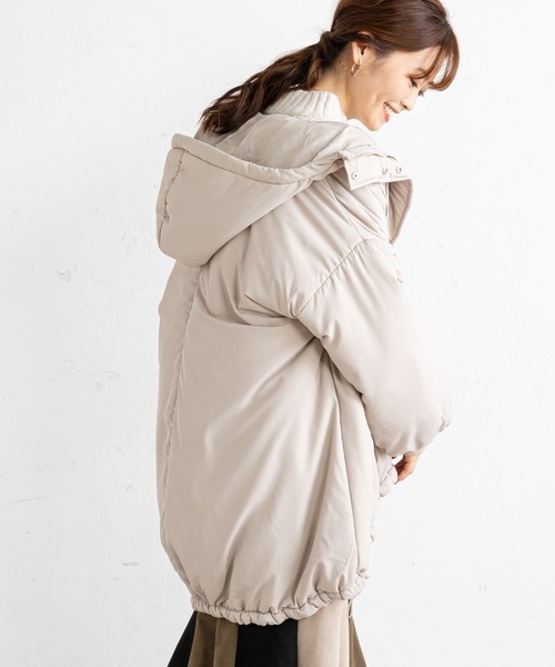 prose verse（プロズヴェール）の「ミドル丈中綿モンスターパーカー（ダウンジャケット/コート・レディース・アイボリー/ブラック/カーキ・MEDIUM/LARGE）」の2枚目の写真