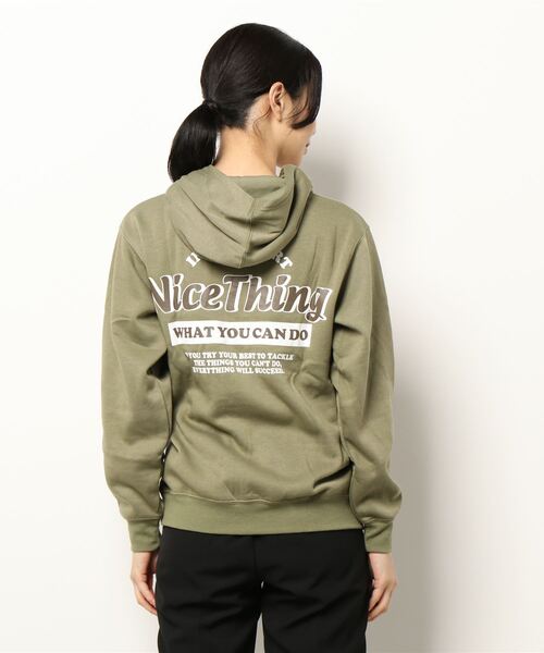 GGD（ジージーディー）の「バックプリント裏起毛90sレトロロゴパーカー（パーカー・レディース・グリーン/ブラック/ピンク/グレー・M/LL/L）」の8枚目の写真