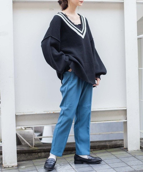 WEGO（ウィゴー）の「WEGO/センタープレステーパードパンツ（スラックス・レディース・ケリー/ブルー/レッド/ブラック/ピンク/アイボリー・SMALL/LARGE/MEDIUM）」の20枚目の写真