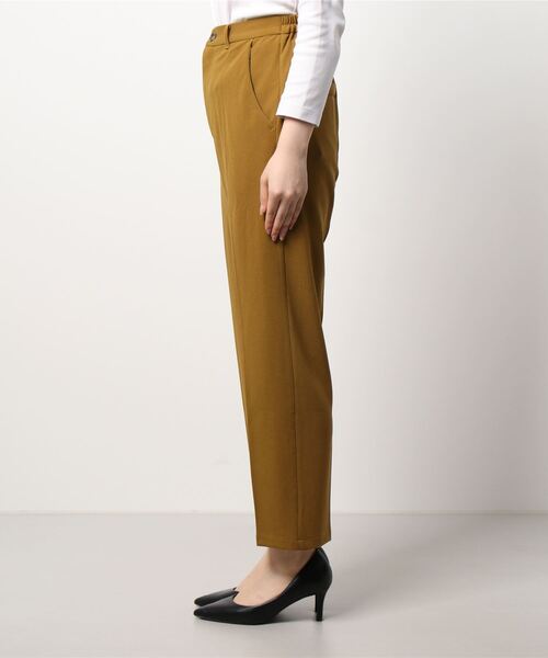 ehka sopo（エヘカソポ）の「センタープレステーパードパンツ（その他パンツ・レディース・ベージュ/マスタード/チャコール・ﾌﾘ-）」の4枚目の写真