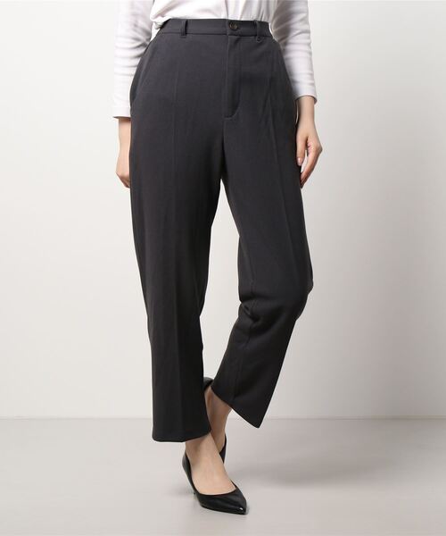 ehka sopo（エヘカソポ）の「センタープレステーパードパンツ（その他パンツ・レディース・ベージュ/マスタード/チャコール・ﾌﾘ-）」の6枚目の写真