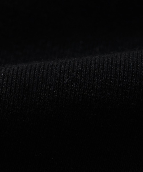 FCMM（エフシーエムエム）の「CLUB TEAM CLASSIC CREWNECK SWEATSHIRTS/クラブチームクラシッククルーネックスウェットシャツ（スウェット・メンズ・グレイッシュブルー/ミックスグレー/ピンク/オートミール/ブラック/ダークベージュ/ライム/モカ/ネイビー/シルバーグレー/グリーン・LARGE/X-LARGE/MEDIUM）」の16枚目の写真