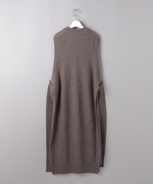 MONCLER(モンクレール)の「<4 MONCLER HYKE(4 モンクレール ハイク)>ニット ドレス ■■■(ワンピース・レディース・ベージュ・XS)」の2枚目の写真