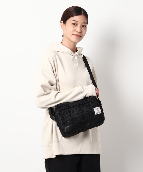 HARRIS TWEED(ハリスツイード)の「◆Harris Tweed ハリス ツィード スクエアフォルム ショルダーバッグ(ショルダーバッグ・レディース・チャコールグレー/ブラック/ベージュ・99)」の2枚目の写真