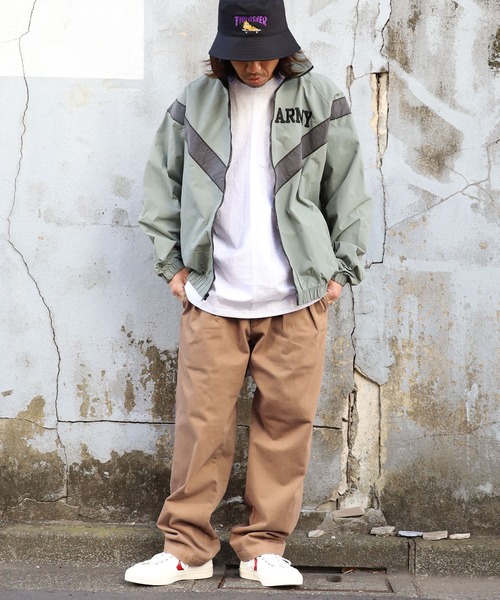 GUNG HO(ガンホー)の「GUNG HO/ガンホー 2TUCK TAPER TROUSERS MOLESKIN 2タックトラウザーパンツ モールスキン(チノパンツ・メンズ・ブラック/オリーブ/カーキ・S/L/M)」の4枚目の写真