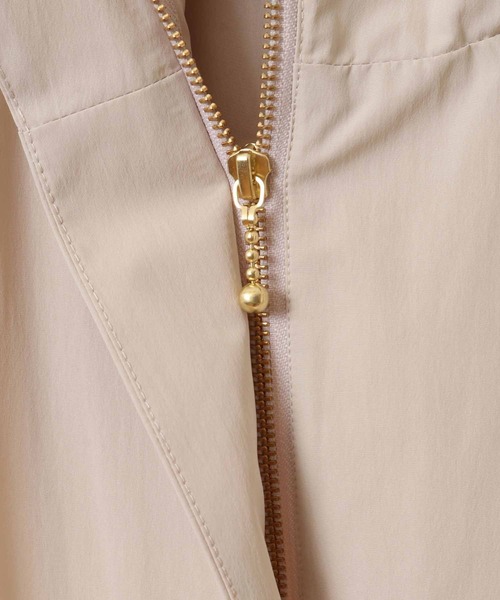 31 Sons de mode(トランテアン ソン ドゥ モード)の「袖レースロングマウンテンパーカー(マウンテンパーカー・レディース・ベージュ/クリーム・36)」の5枚目の写真