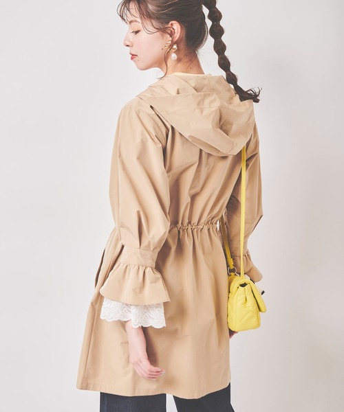 31 Sons de mode(トランテアン ソン ドゥ モード)の「袖レースロングマウンテンパーカー(マウンテンパーカー・レディース・ベージュ/クリーム・36)」の18枚目の写真