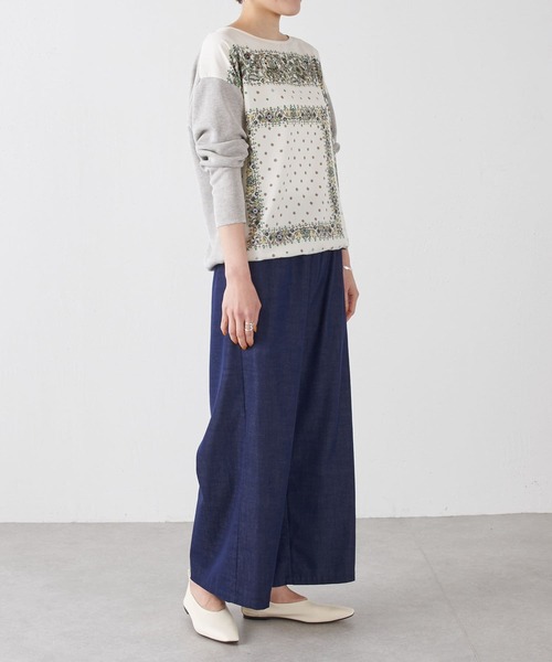 BEARDSLEY（ビアズリー）の「フロントスカーフ柄ニット（ニット/セーター・レディース・アイボリー/カーキ・FREE）」の10枚目の写真