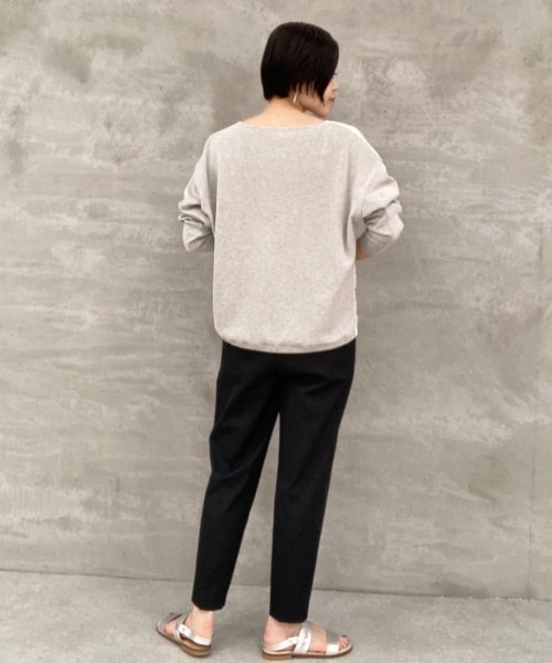 BEARDSLEY（ビアズリー）の「フロントスカーフ柄ニット（ニット/セーター・レディース・アイボリー/カーキ・FREE）」の13枚目の写真