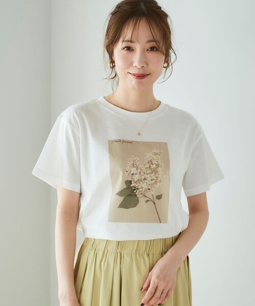 le.coeur blanc（ルクールブラン）の「フラワーフォトプリントTシャツ（Tシャツ/カットソー・レディース・A/B/C・38）」の5枚目の写真