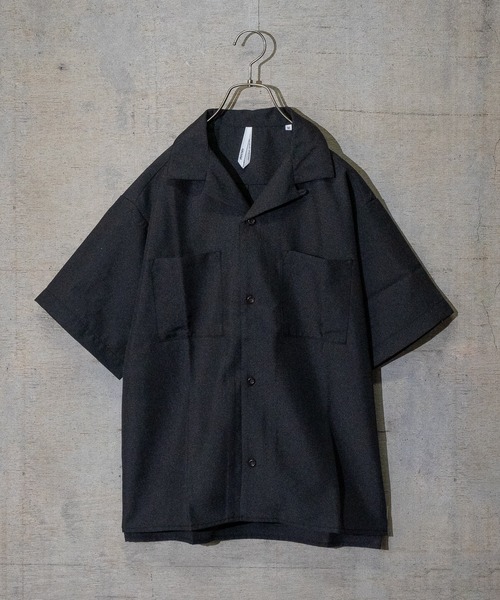 JOHN'S CLOSET(ジョンズクローゼット)の「【i】ポリトロ両腕ポケットオープンシャツ(シャツ/ブラウス・メンズ・ホワイト/ブラック/グレー/サックスブルー/ブルー/モカ・MEDIUM/LARGE/X-LARGE)」の3枚目の写真