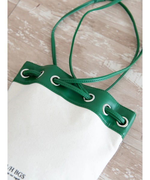 AMERICAN HOLIC（アメリカンホリック）の「キャンバス配色　巾着バッグ（ショルダーバッグ・レディース・ブラック/グリーン・FREE）」の15枚目の写真