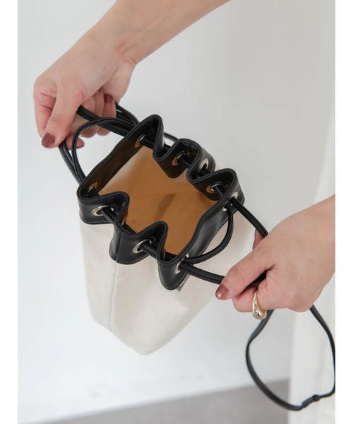 AMERICAN HOLIC（アメリカンホリック）の「キャンバス配色　巾着バッグ（ショルダーバッグ・レディース・ブラック/グリーン・FREE）」の18枚目の写真