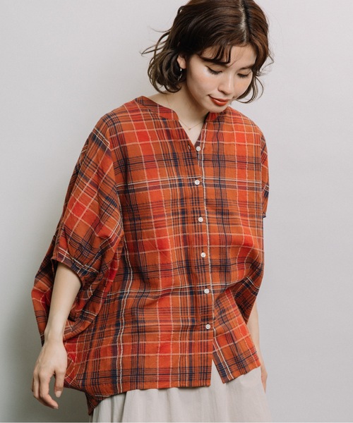 refinedworks（リファインドワークス）の「マドラス柄ドルマンBL（シャツ/ブラウス・レディース・ブラック/オレンジ/オートミール・FREE）」の6枚目の写真