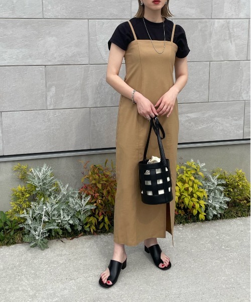 y/m by misato(イムバイミサト)の「リネンライクキャミワンピース(ワンピース・レディース・アイボリー/ブラック/キャメル・FREE)」の18枚目の写真