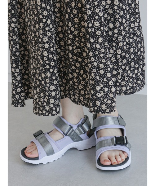 ehka sopo（エヘカソポ）の「スポーツサンダル（サンダル・レディース・ブラック/ラベンダー/ベージュ・LARGE/MEDIUM）」の12枚目の写真