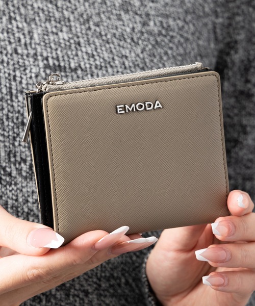 EMODA（エモダ）の「EMODA/エモダ　サフィアーノ調二つ折りウォレット（財布・レディース・ブラック/シルバー/アイボリー/ベージュ系その他・FREE）」の3枚目の写真
