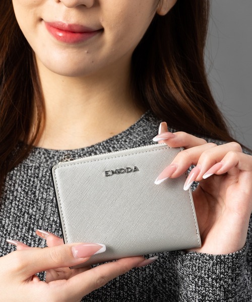 EMODA（エモダ）の「EMODA/エモダ　サフィアーノ調二つ折りウォレット（財布・レディース・ブラック/シルバー/アイボリー/ベージュ系その他・FREE）」の9枚目の写真