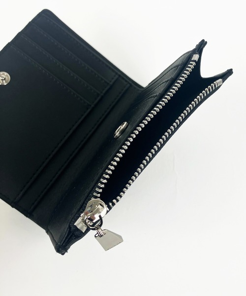 EMODA（エモダ）の「EMODA/エモダ　サフィアーノ調二つ折りウォレット（財布・レディース・ブラック/シルバー/アイボリー/ベージュ系その他・FREE）」の15枚目の写真