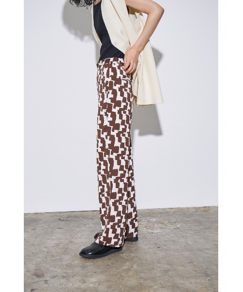 4youstory（フォーユーストーリー）の「【4youstory】幾何学プリントパンツ（スラックス・レディース・ブラック/ブラウン・FREE）」の9枚目の写真